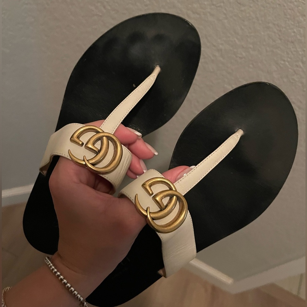 Double G Gucci Sandals (Excellent condition)